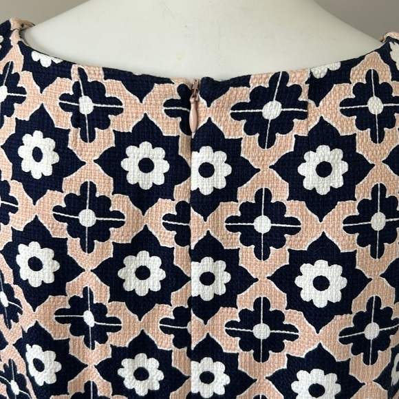 Boden Women's Pippa Floral Shift Knee Length Dress Pockets Navy Blue Peach Sz 12 - Picture 8 of 14